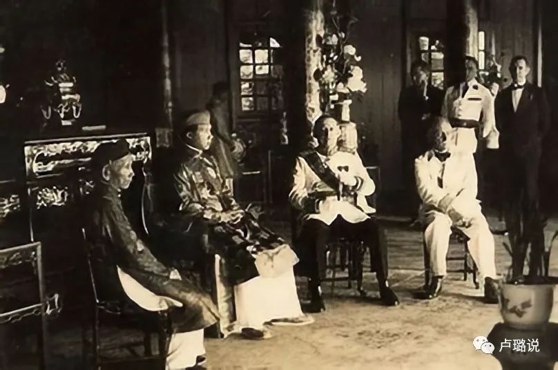 19岁的亚洲最美皇后，盛宠一时被负心抛弃，终成了法国野鬼孤魂！