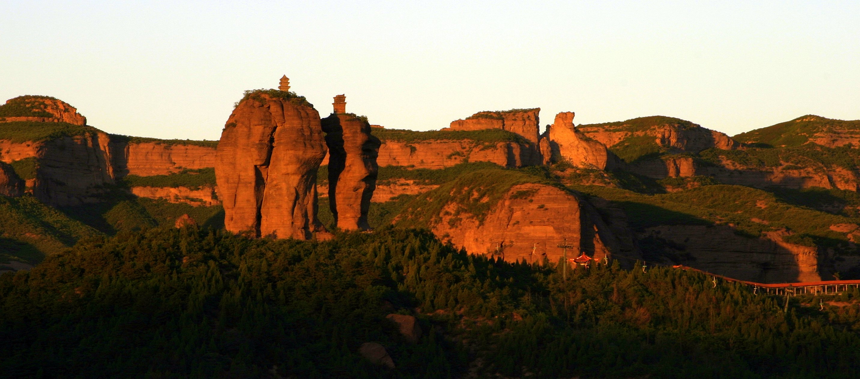 承德双塔山猴子,承德双塔山未解之谜完整版