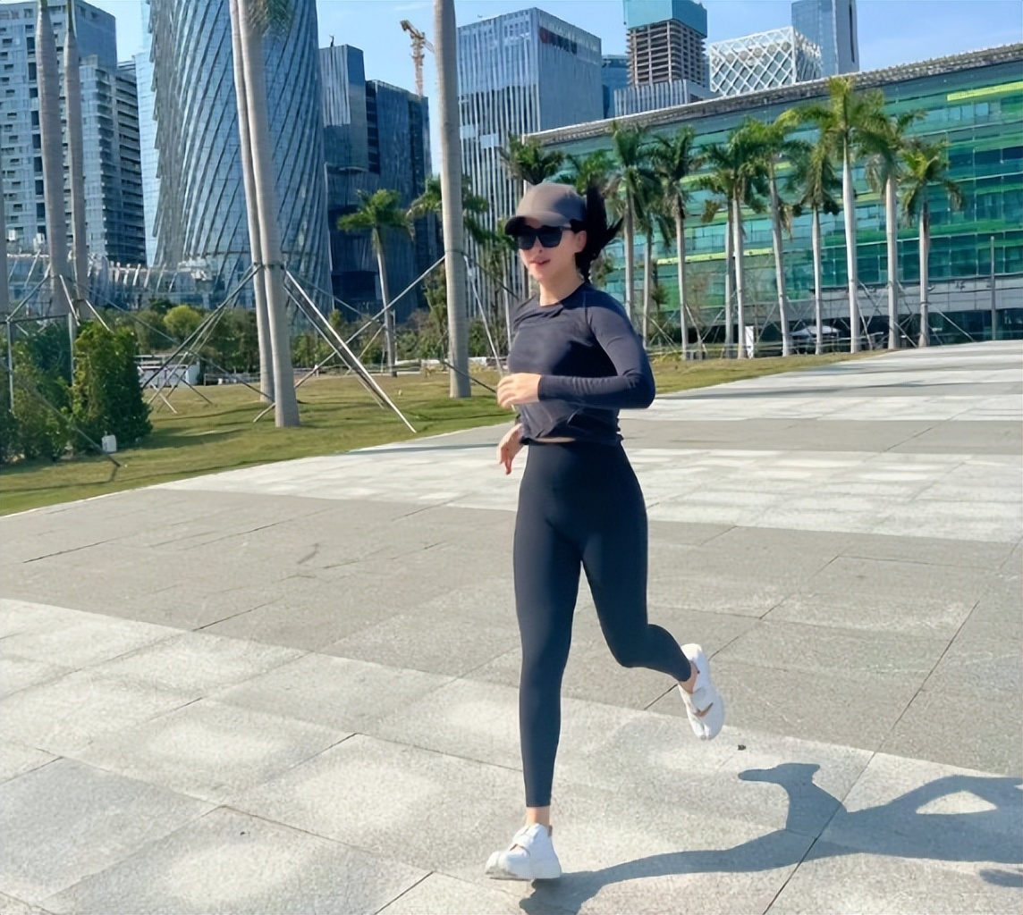 盘点5位身材好的中年女星,7位身材好的中年女星