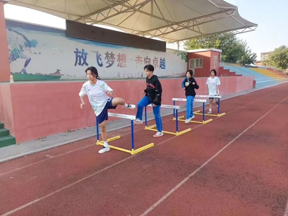 城阳十五中足球队,城阳十五中市长杯足球比赛