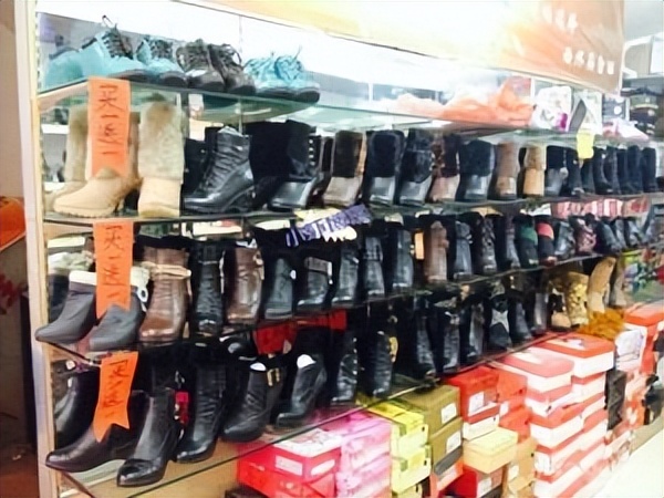 40平方鞋店一年利润怎么样,大东鞋店一年的利润是多少