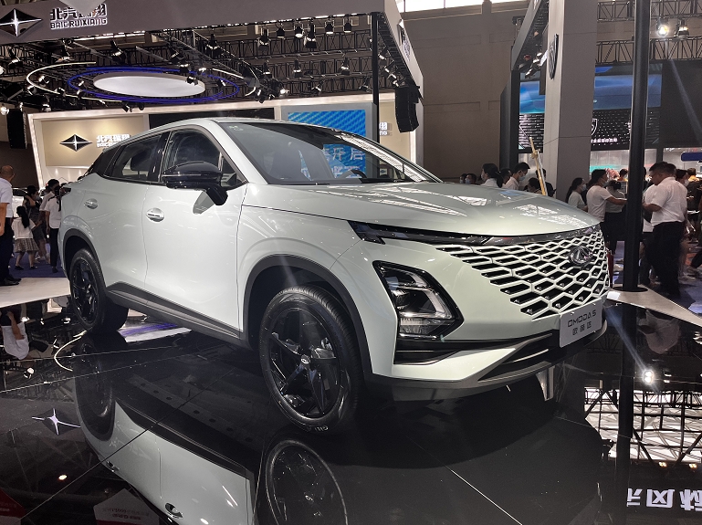 设计足够个性，欧萌达亮相重庆车展，还是你认识的“理工男”？