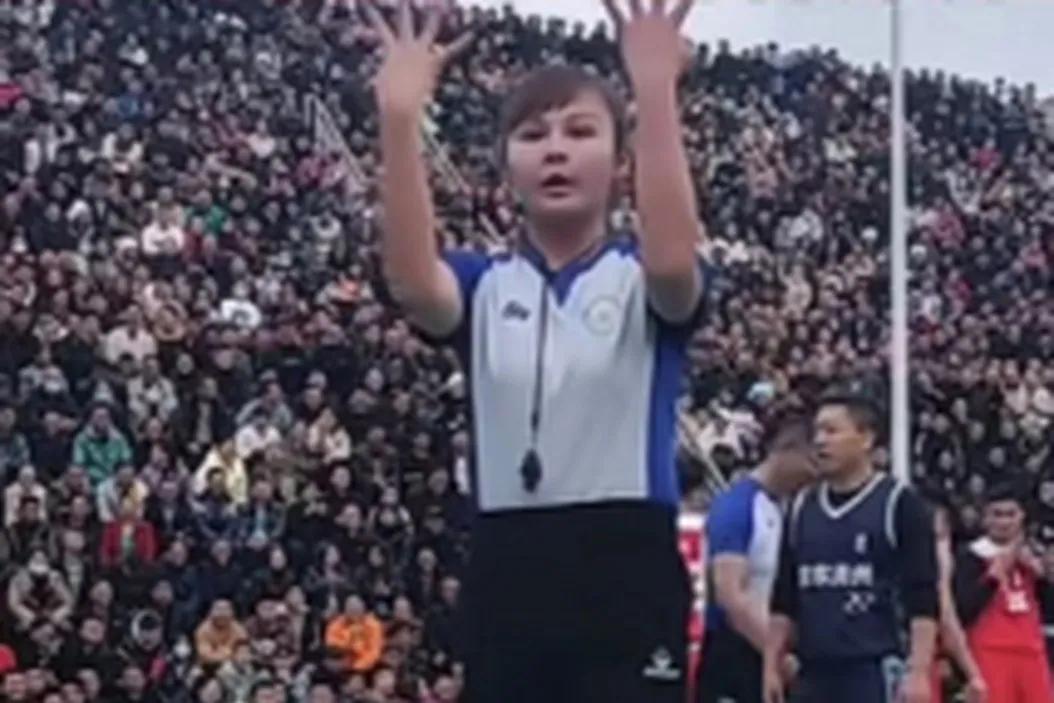 村BA再度来袭，悲哀的是中国篮球和中国足球。