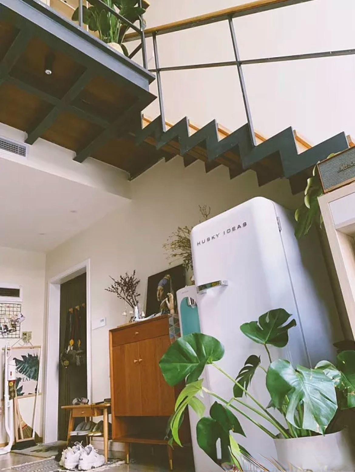 95后的男人独居生活,95后男生房子