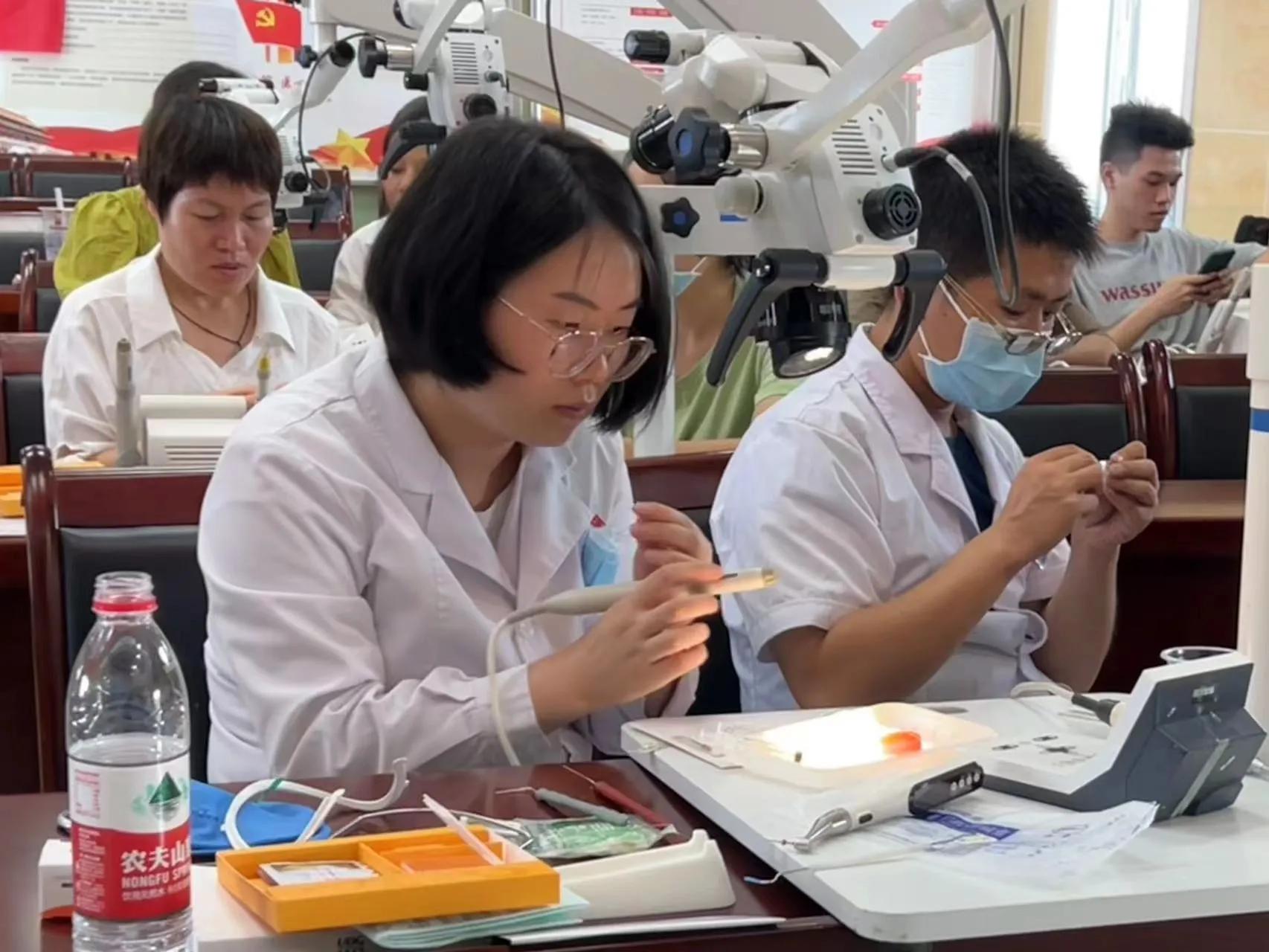 陕西省继续教育项目显微根管治疗规范化学习班在渭南市第一医院顺利召开