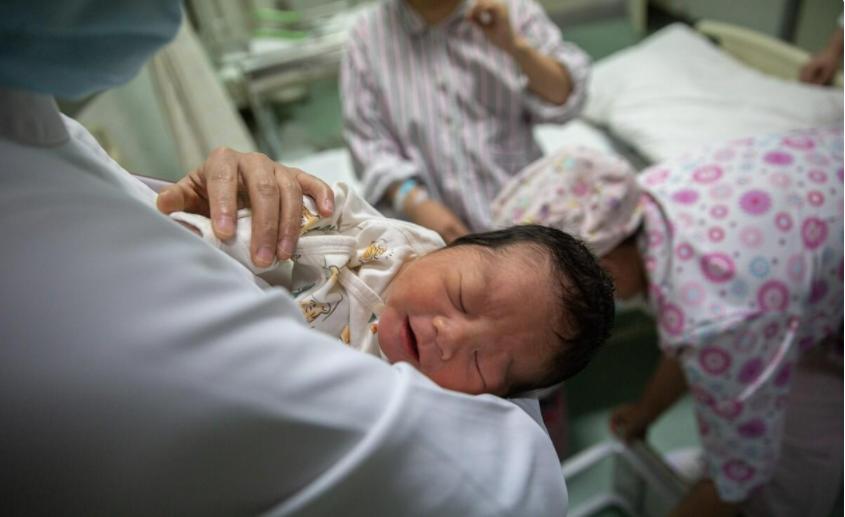 山东15岁女孩勒死母亲,女子勒死儿子案件江苏