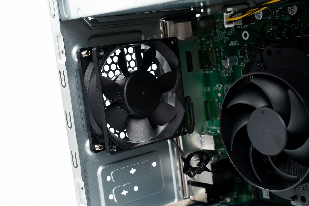 华硕破晓xmini主机,华硕破晓xmini锐龙主机评测