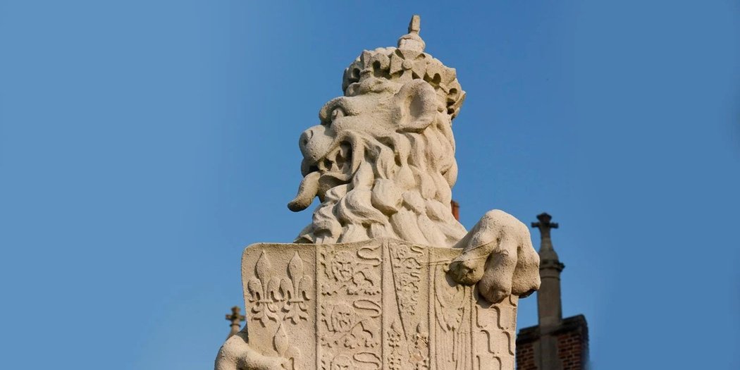 英国王权的见证者:女王守护兽与它们的历史传承