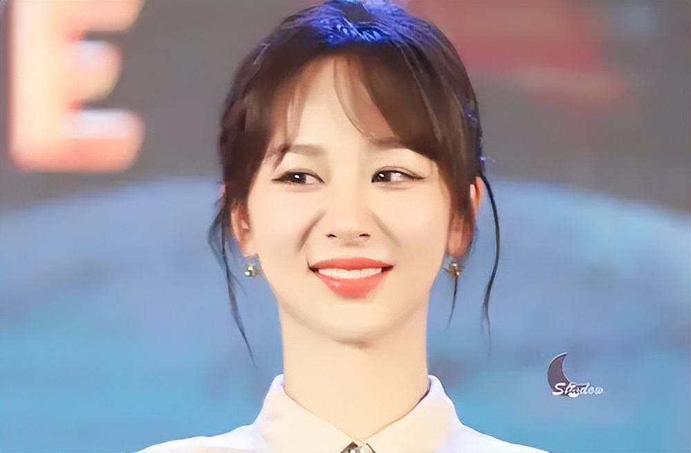 杨紫富婆,杨紫从资本弃女到十亿福星的逆袭