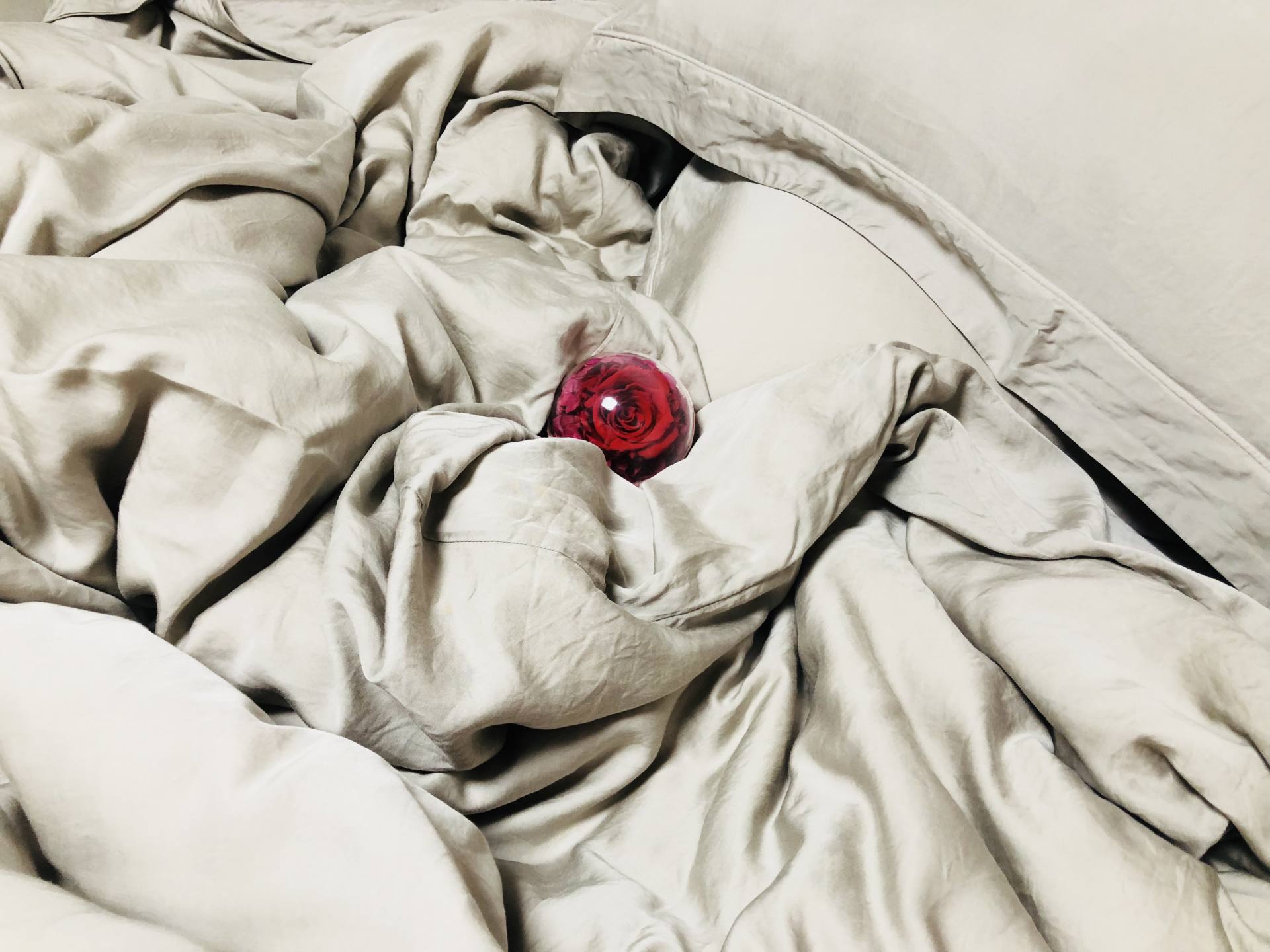 秋老虎闷热让人烦躁难安？自带降温属性的床品会让你清凉5度