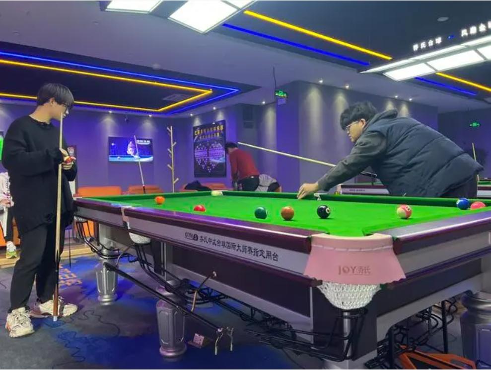 开一家普通的台球厅有优势吗,如何经营一家24小时台球厅