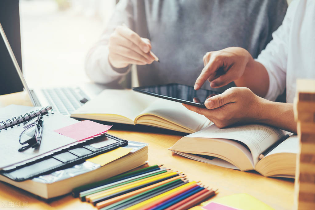 你羡慕不来的小学老师是有多轻松