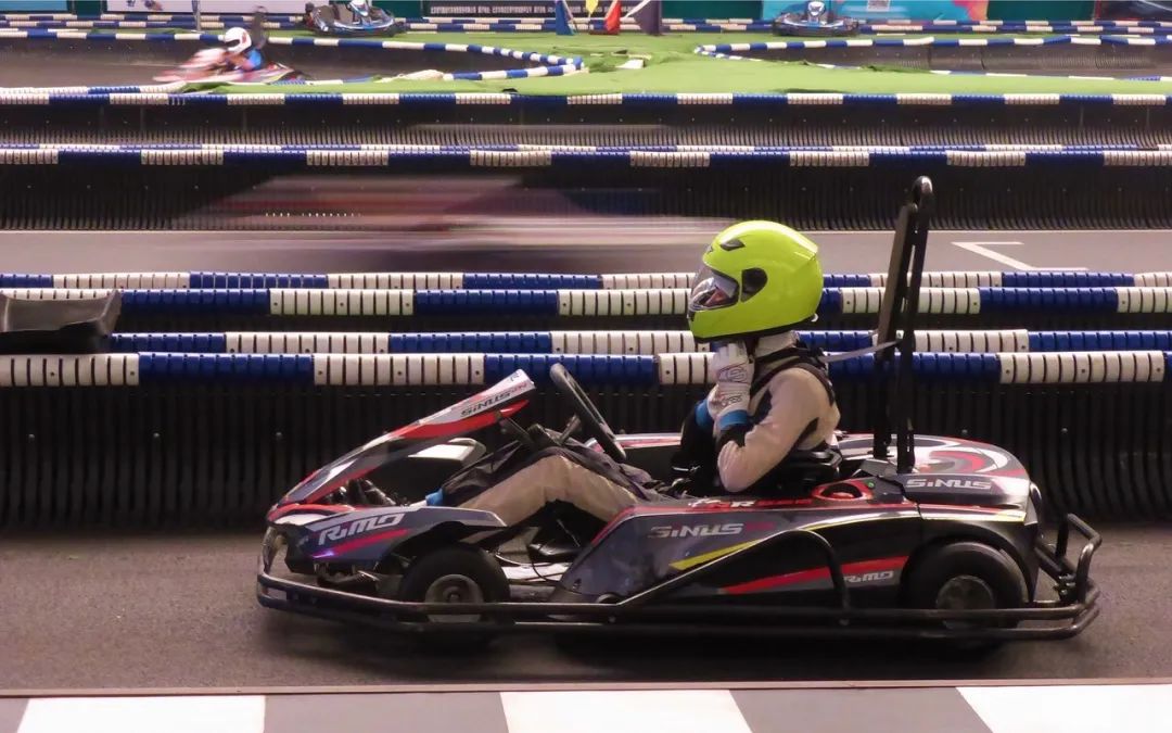 8岁学钢琴会不会太晚,八岁学琴还来得及吗