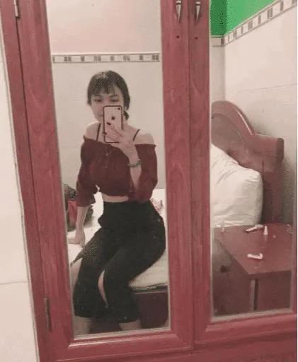 出差住宾馆给老婆发照片,老婆出差酒店给我发照片