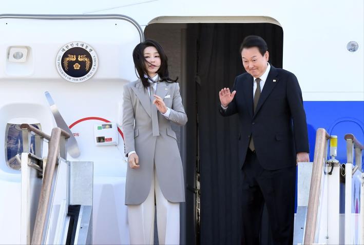 韩第一夫人访美韩服造型,韩第一夫人着装