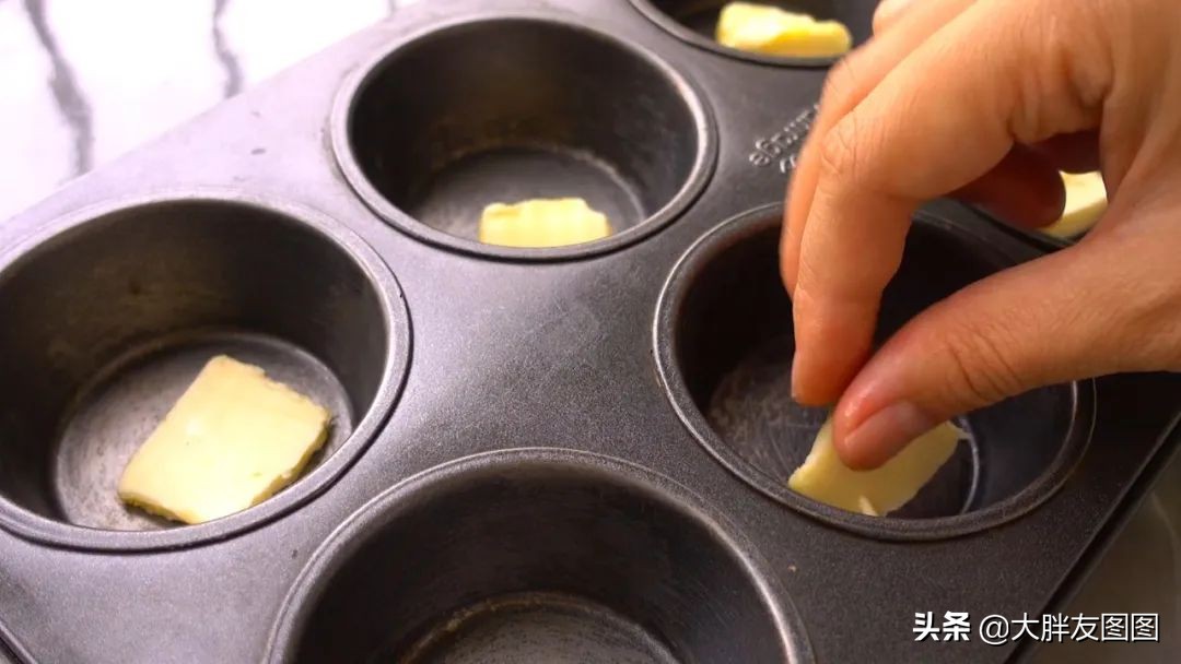 鸡蛋和面粉怎么做好吃视频,鸡蛋和面粉这样做外脆里嫩