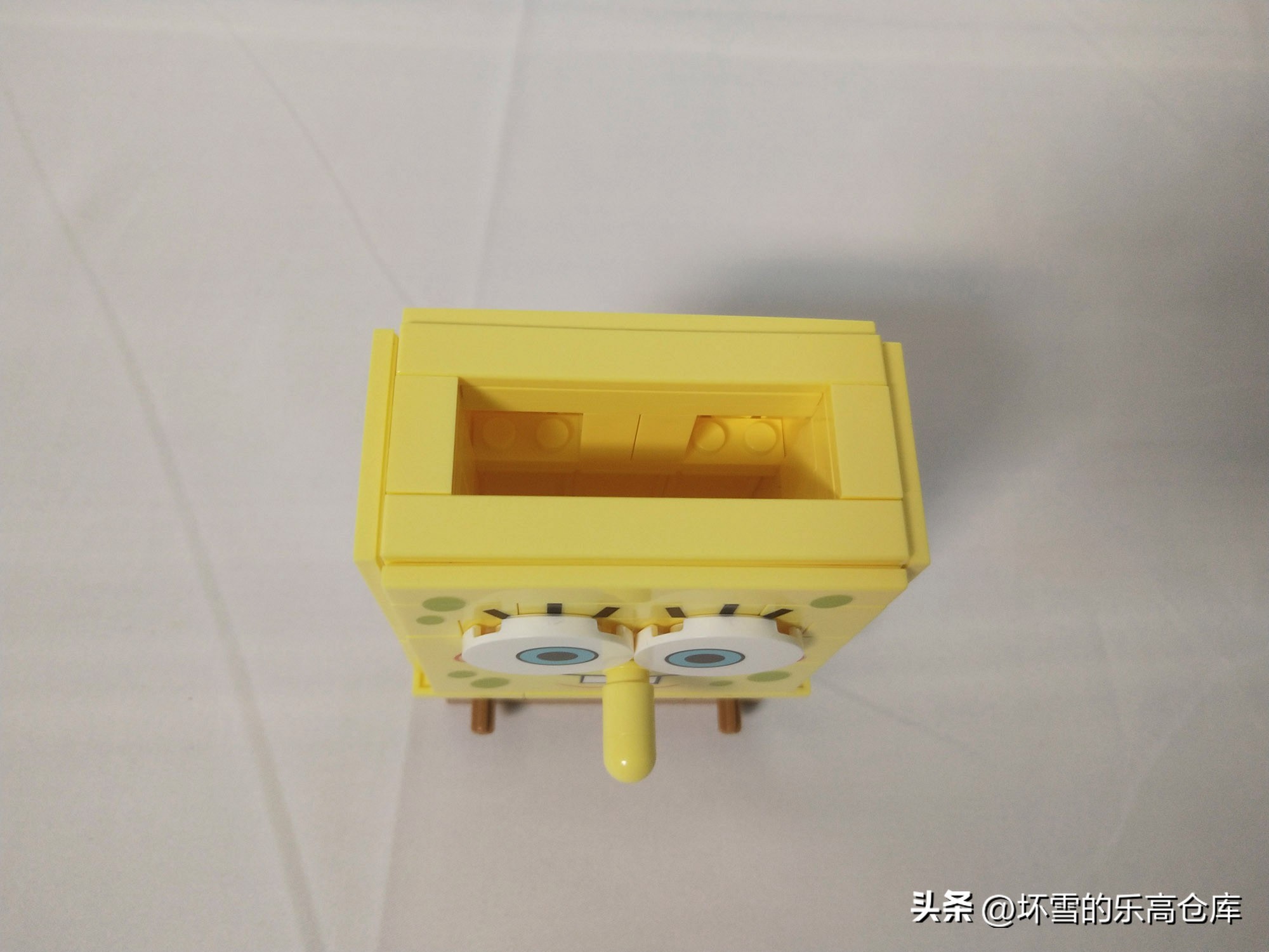 海绵宝宝笔筒积木拼装,海绵宝宝创意笔筒