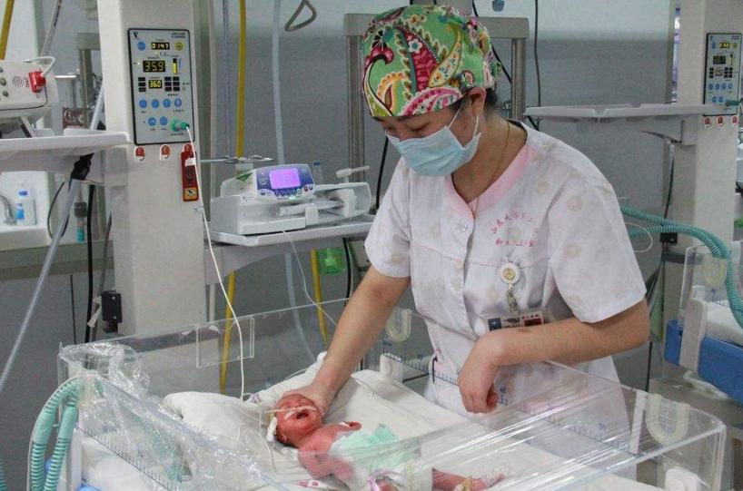 山东24岁女子诞下五胞胎,泰安24岁女子产下五胞胎多少斤