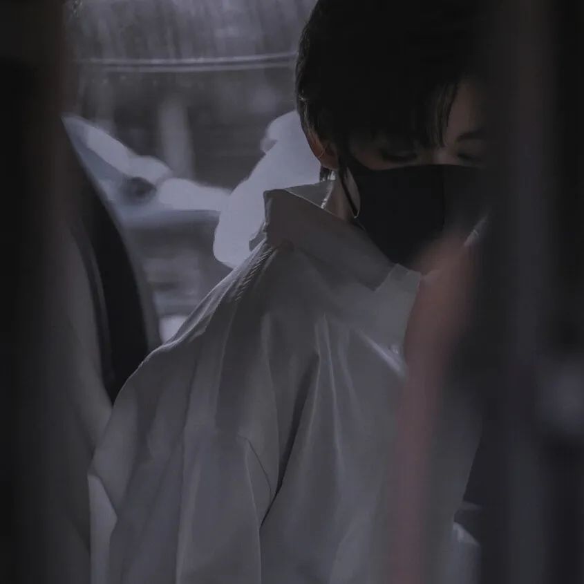 高级小众的女生头像真人不露脸,很小众却很惊艳的头像男生