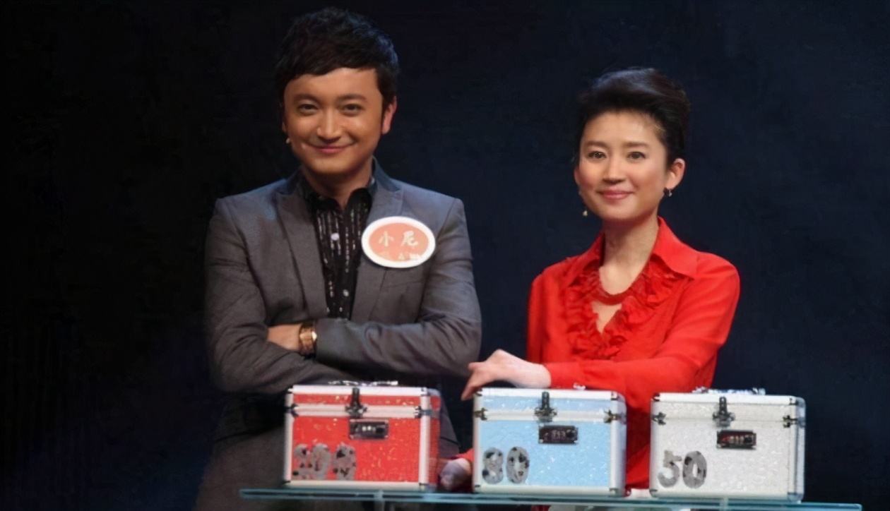 9位春晚主持人今昔对比,2017央视春晚五位主持人