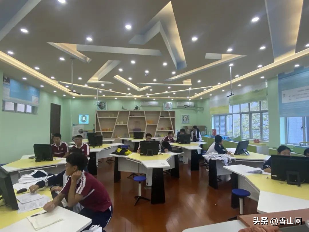 北师大珠海附中,三年青春在校园里