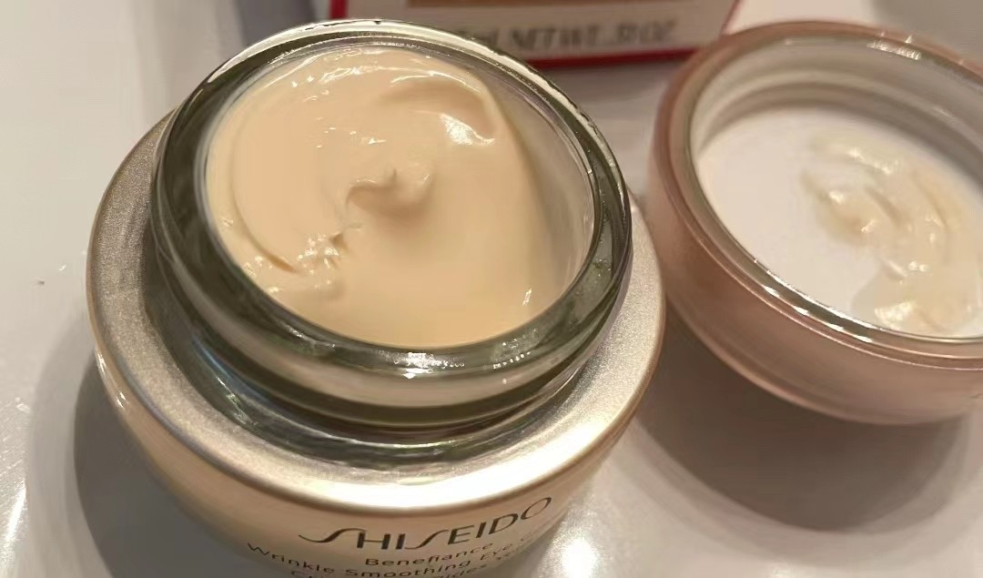 眼霜排名十大公认好用的眼霜测评,如何选择一款适合自己的眼霜