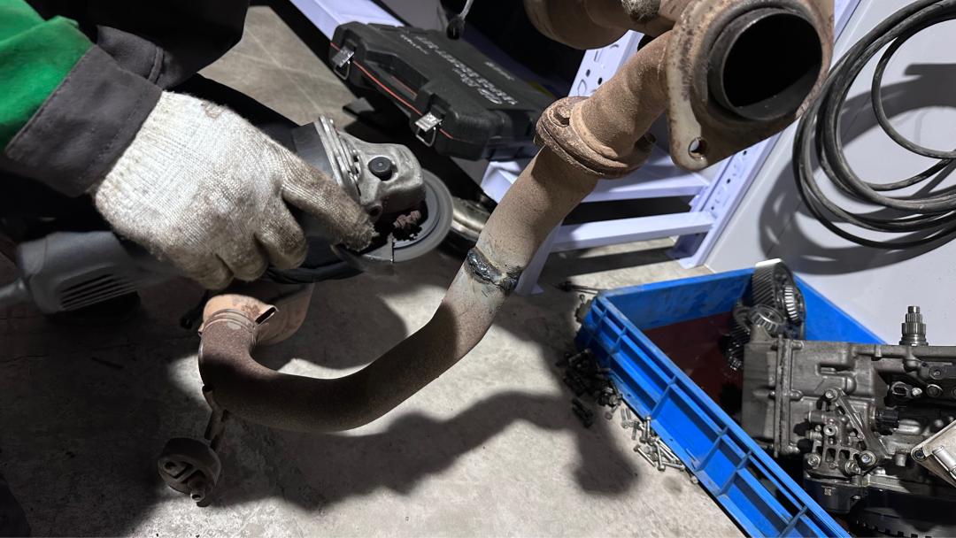 06年丰田霸道汽车翻新全过程,从山西拉回来的车