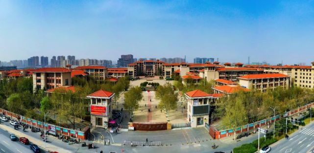中原古都领航教育现代化国际化|专访郑州市第七高级中学校长王保军