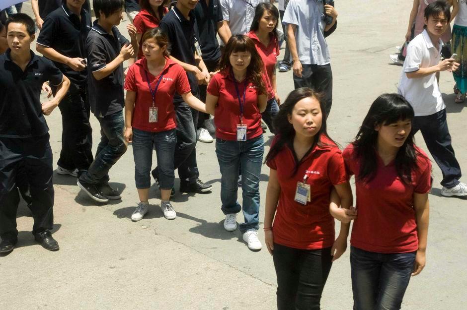 富士康月薪10000是什么职位,富士康每月工资两万