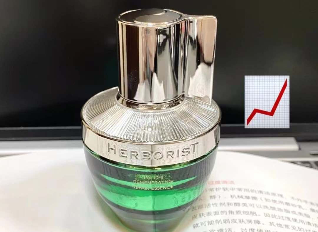 30岁以上什么精华液好用,适合中年女性用的精华液