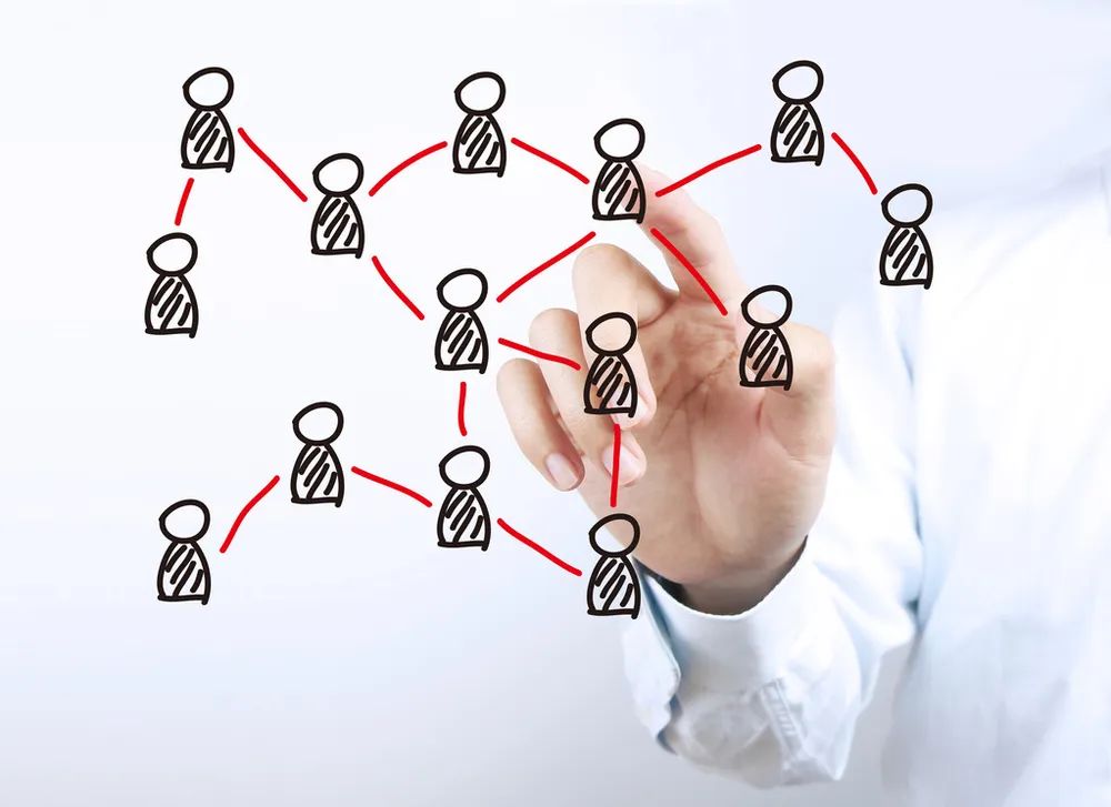 免税代购300元拉大学生“下水”？团伙每天成交几十万…有人*私走**判十年