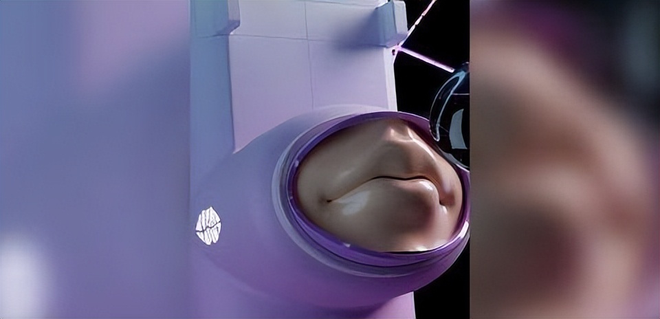 异地恋接吻神器上热搜,异地恋接吻神器引热议发明人回应