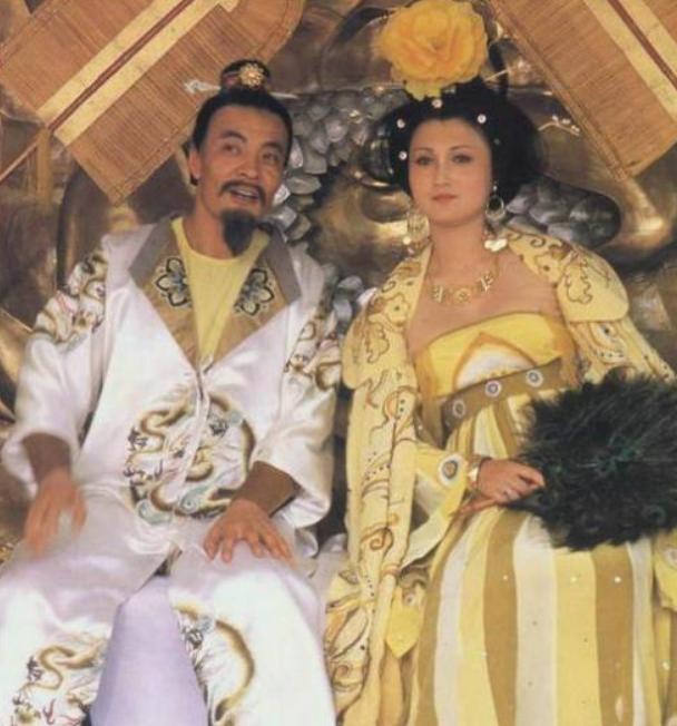 历史上真实的杨玉环身高体重,杨玉环的身高体重历史有记载吗