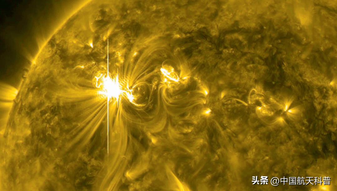 太阳“打喷嚏”，航天器“躺枪”