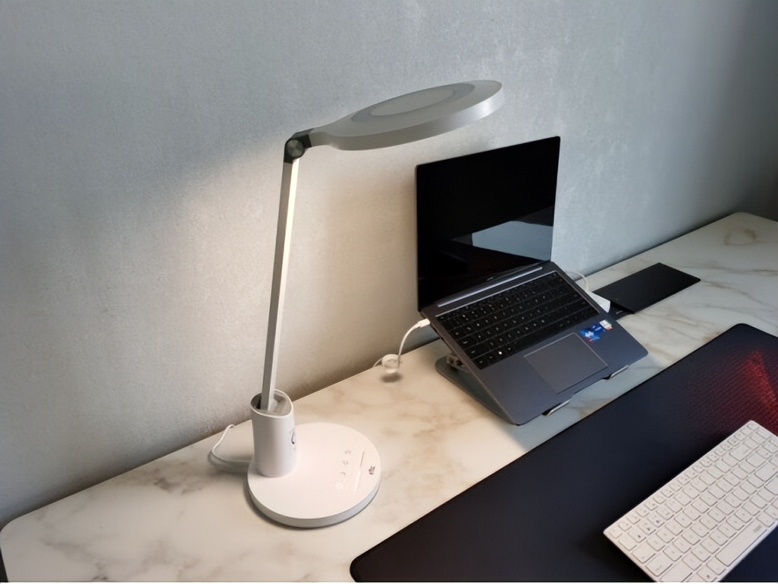 台灯哪种灯护眼好点又实惠,学生护眼台灯哪个品牌的最好