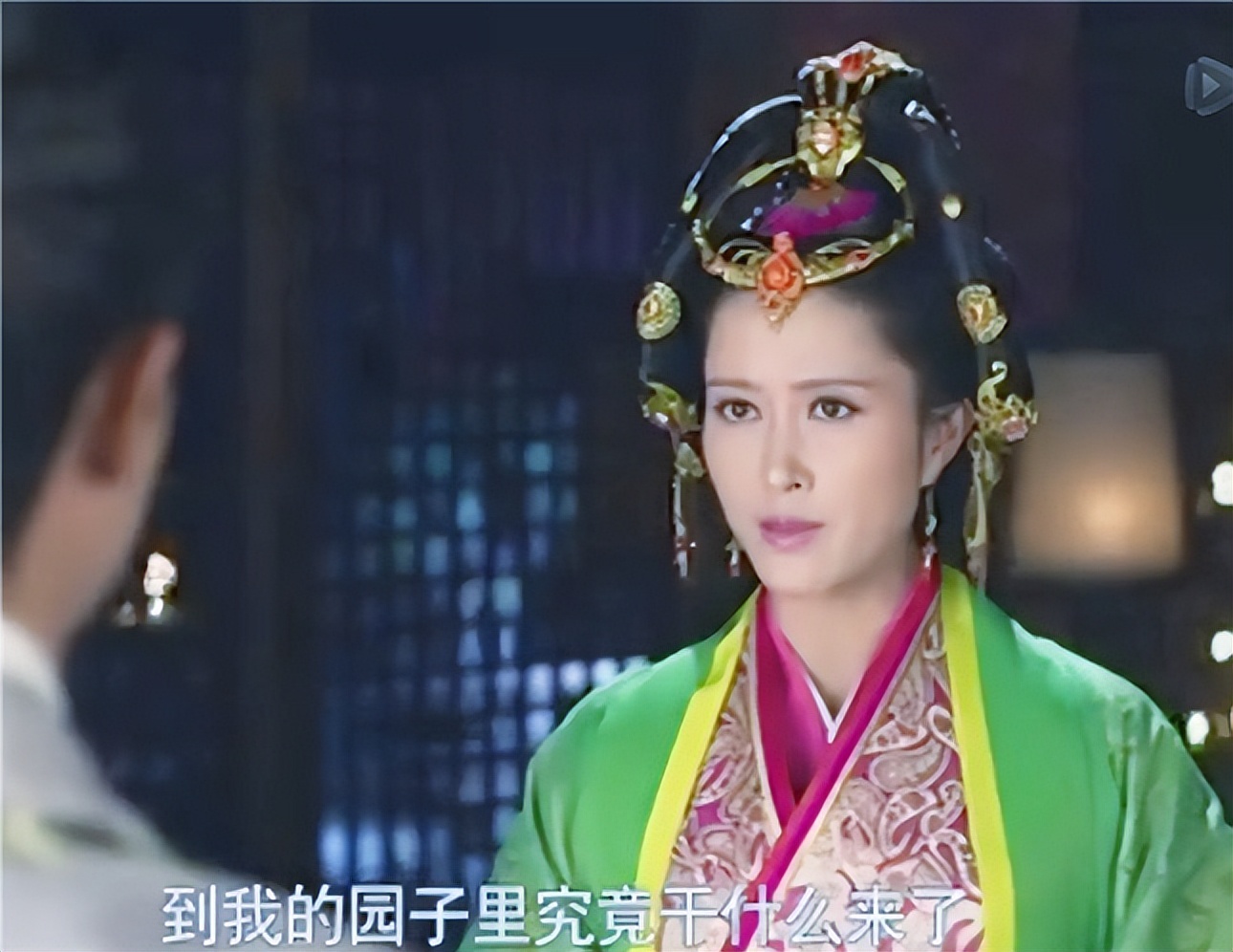 芈月和郑袖之间的关系是好还是坏,郑袖求大王让芈月几人回宫