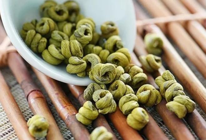 石斛的吃法石斛磨粉一天吃几克,石斛的正确吃法