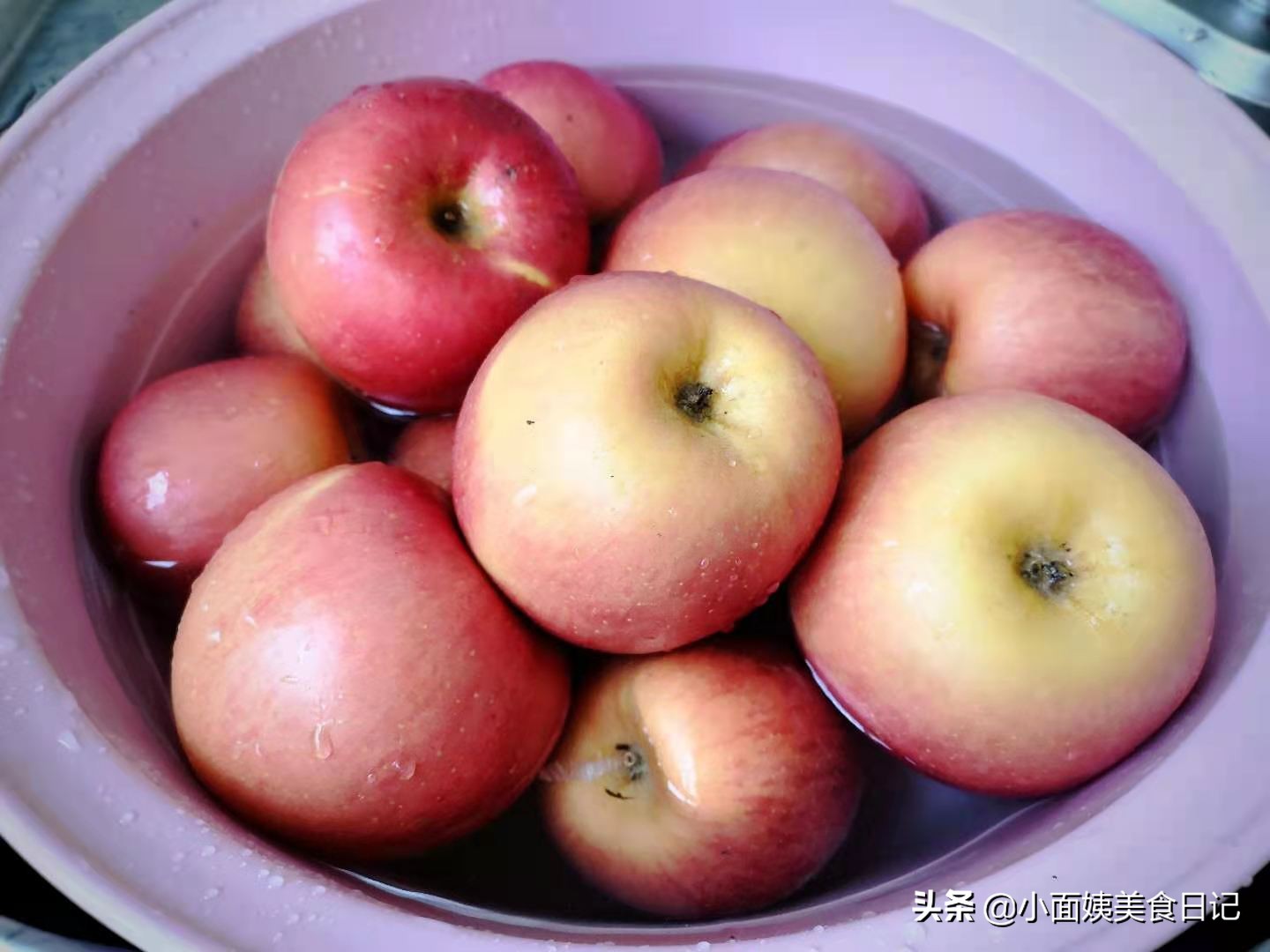 女人到了40岁建议多吃这几样,女性过了40岁推荐常吃3种食物