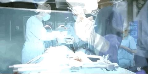 4集就下线8人，演员大换血，刚播就上17个热搜，《法证5》真爆了