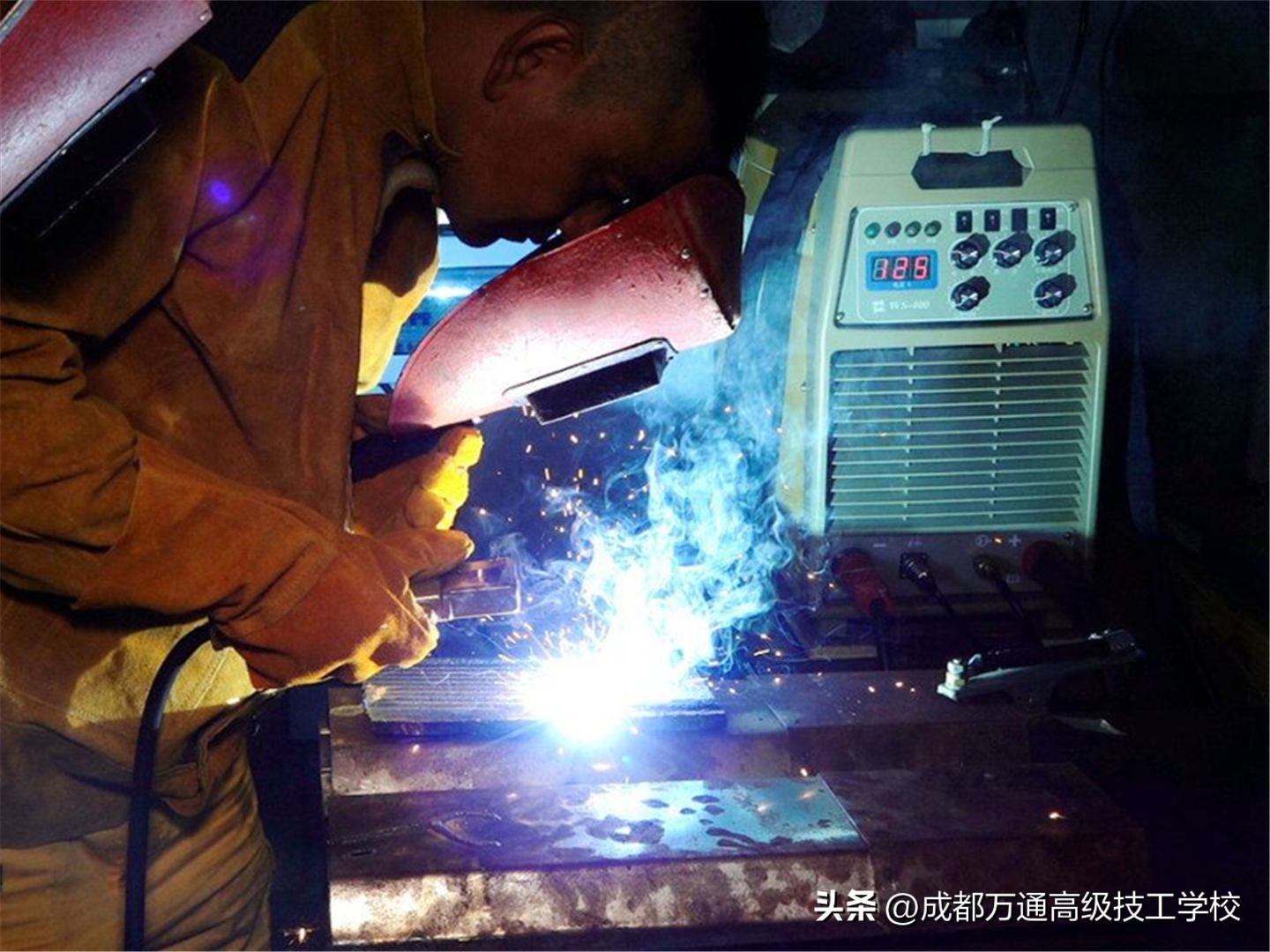 如何才能成为一名高级焊工,焊工常识与技巧培训