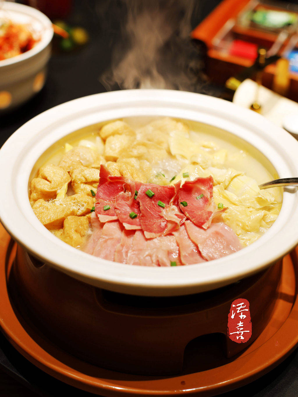 鱼米之乡的富庶味道，大鱼徽州升级版家宴餐厅首驻杭州金沙印象城