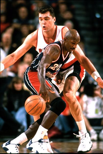 nba2konline2萨博尼斯和姚明,姚明生涯最强一战nba