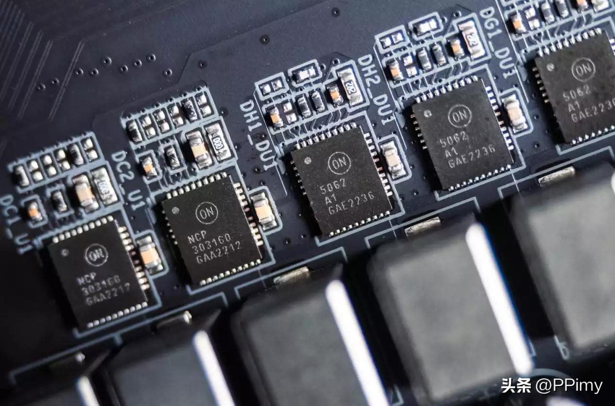 技嘉z790m小雕超频内存,13600kf搭配技嘉z790m小雕一键超频