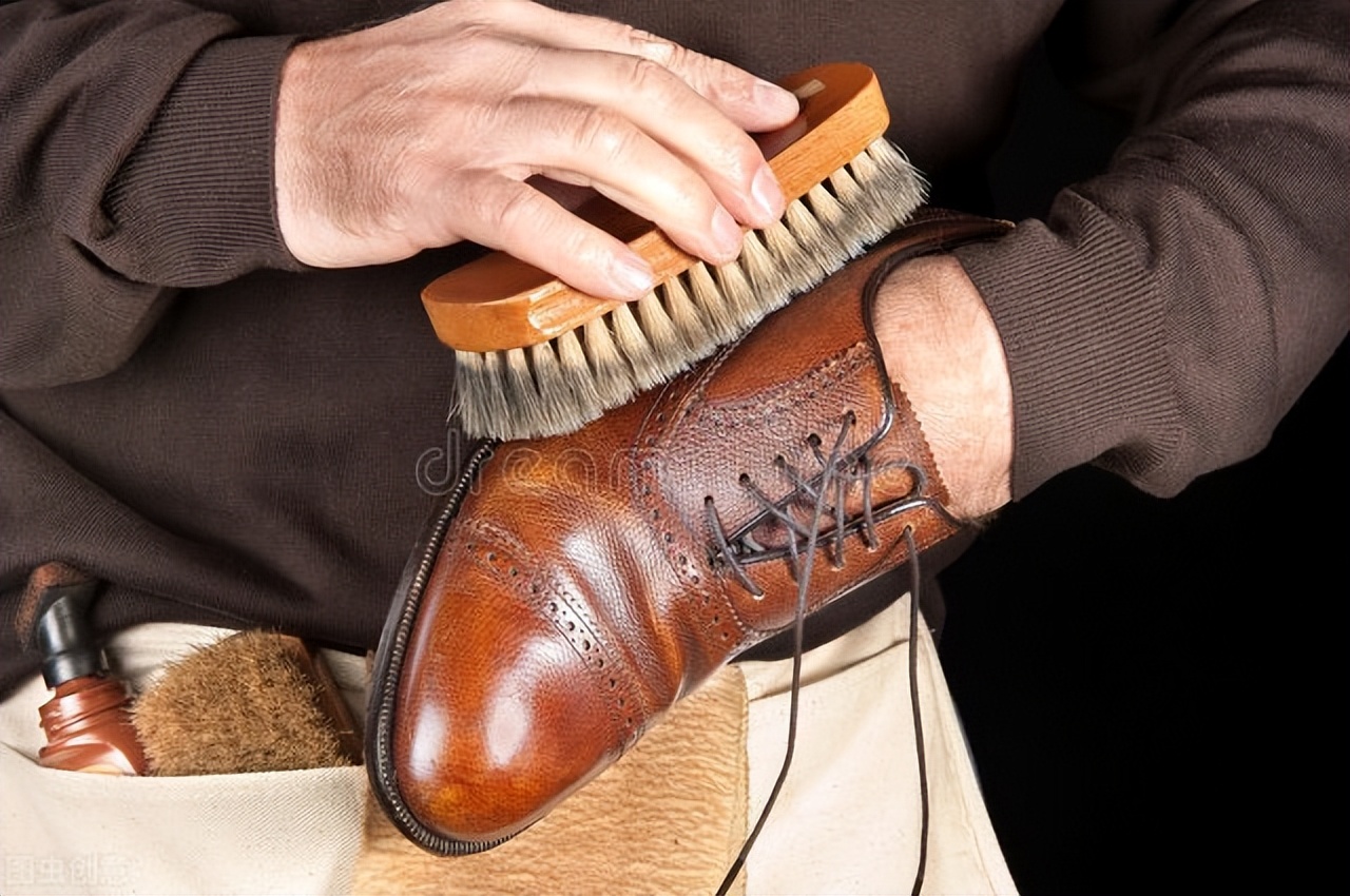 未开封的过期的护手霜还可以用吗,维e防裂护手霜过期一年可以用吗