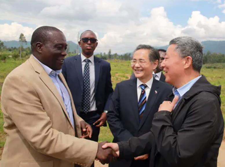 GDP翻13倍，烂牌打成王炸，卢旺达：感谢中国让我们“抄作业”