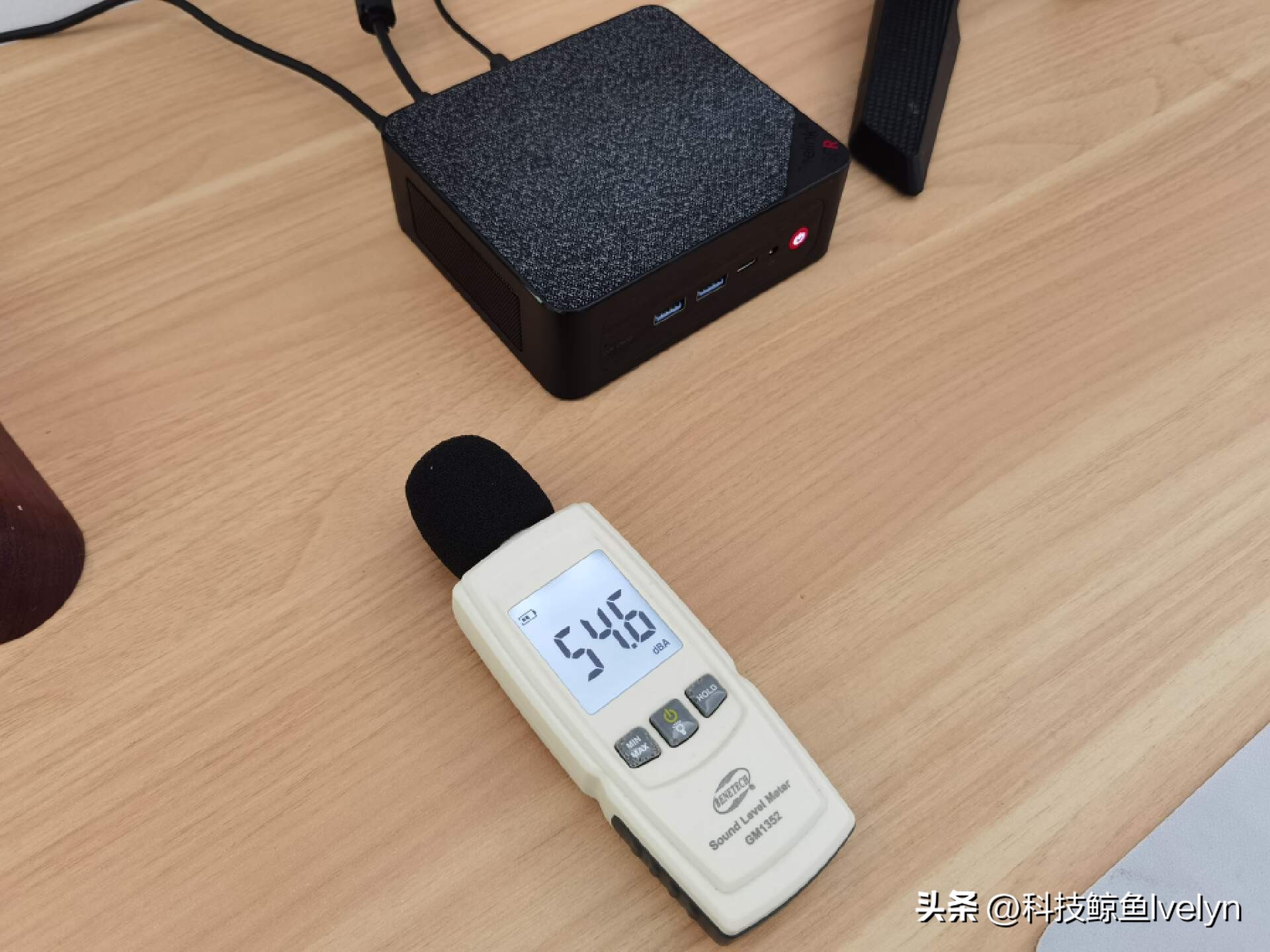 千元迷你主机天花板？零刻SER5MAX深度评测，性能全释放