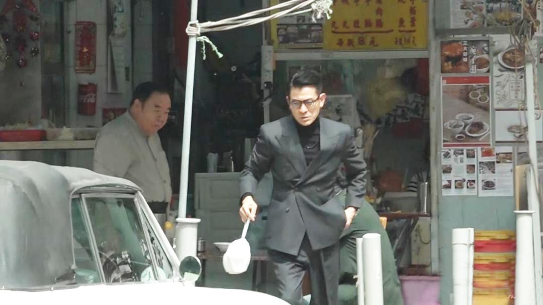 戳破了偶像天花板，刘德华的“信仰”，撕开了流量明星的遮羞布