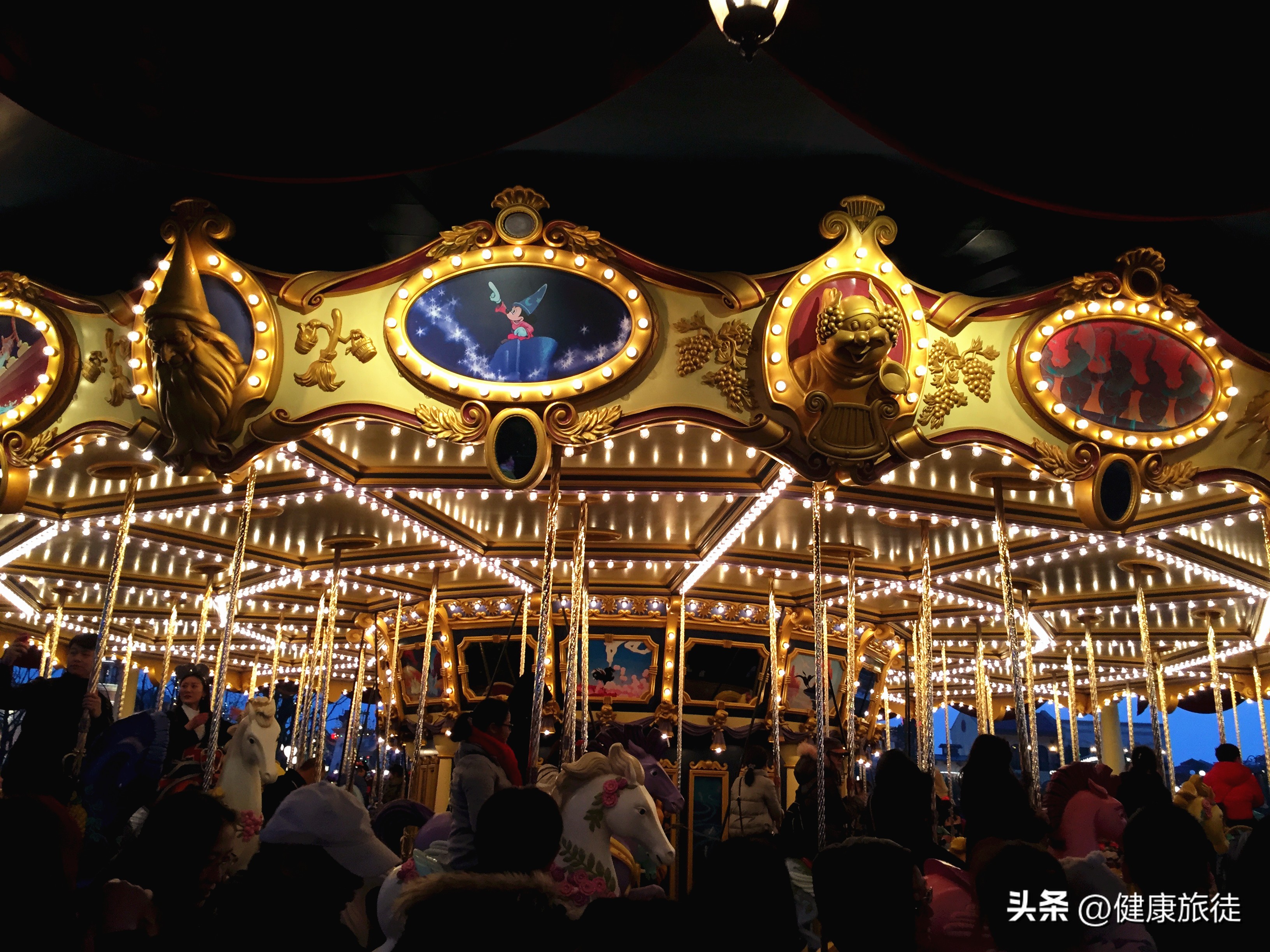 上海迪士尼乐园夏日狂欢盛宴,上海迪士尼乐园七大主题乐园介绍