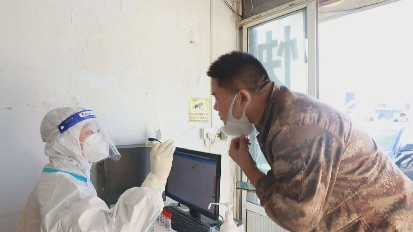 交警深入客运企业春运安全检查,交警深入辖区运输企业安全检查