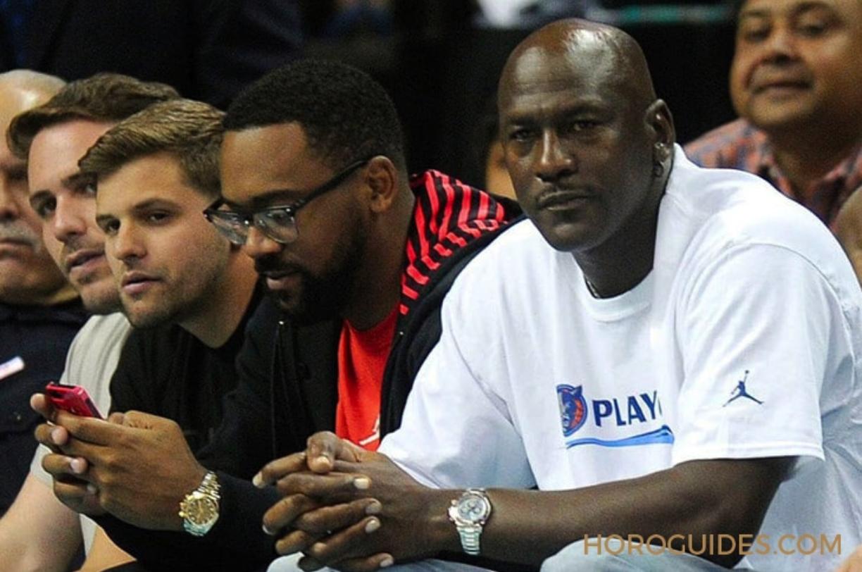 篮球之神迈克尔乔丹人物传,篮球之神乔丹名人堂